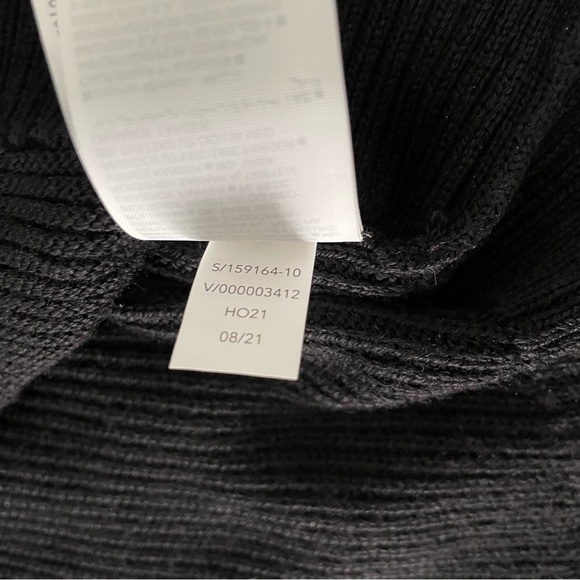 Athleta Hanover Refined V-Neck Black Soft Merino Wool Tunic Sweater Size XXS - Picture 10 of 10
